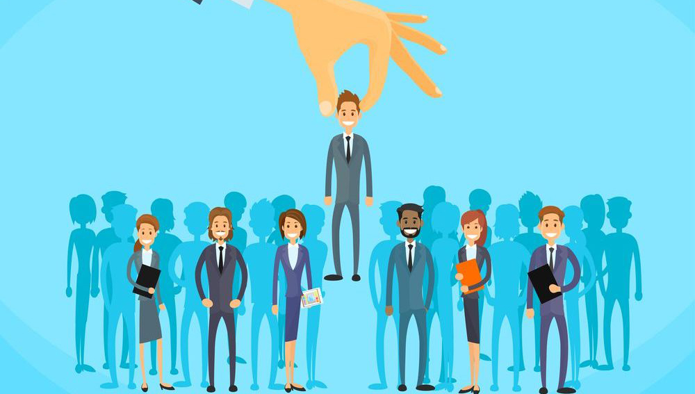 CENTER RH | 10 dicas para se destacar no mercado de trabalho